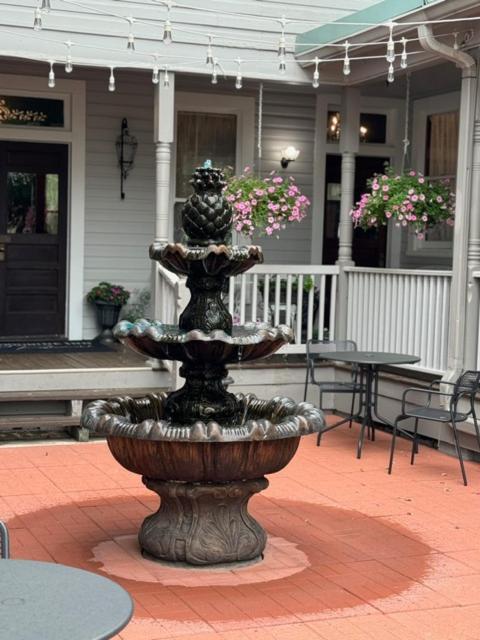 Woodbine Inn And Restaurant Madisonville Exteriér fotografie